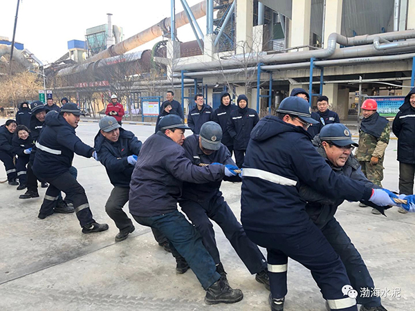 公司舉辦“愛(ài)我中華，慶祝新中國(guó)70周年”職工拔河、趣味運(yùn)動(dòng)聯(lián)誼賽——剪影